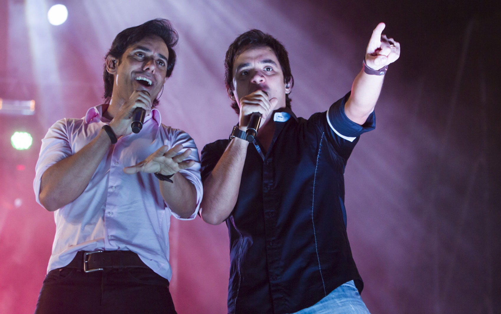 Com a volta da PM, show de Guilherme e Santiago acontece no sábado em Itapemirim