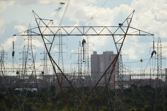 Para Aneel, privatização da Eletrobras deve permitir ganho de eficiência