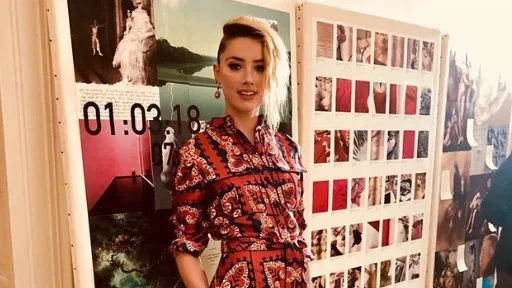 Perfil de Amber Heard é excluído do Twitter após Musk comprar a rede social