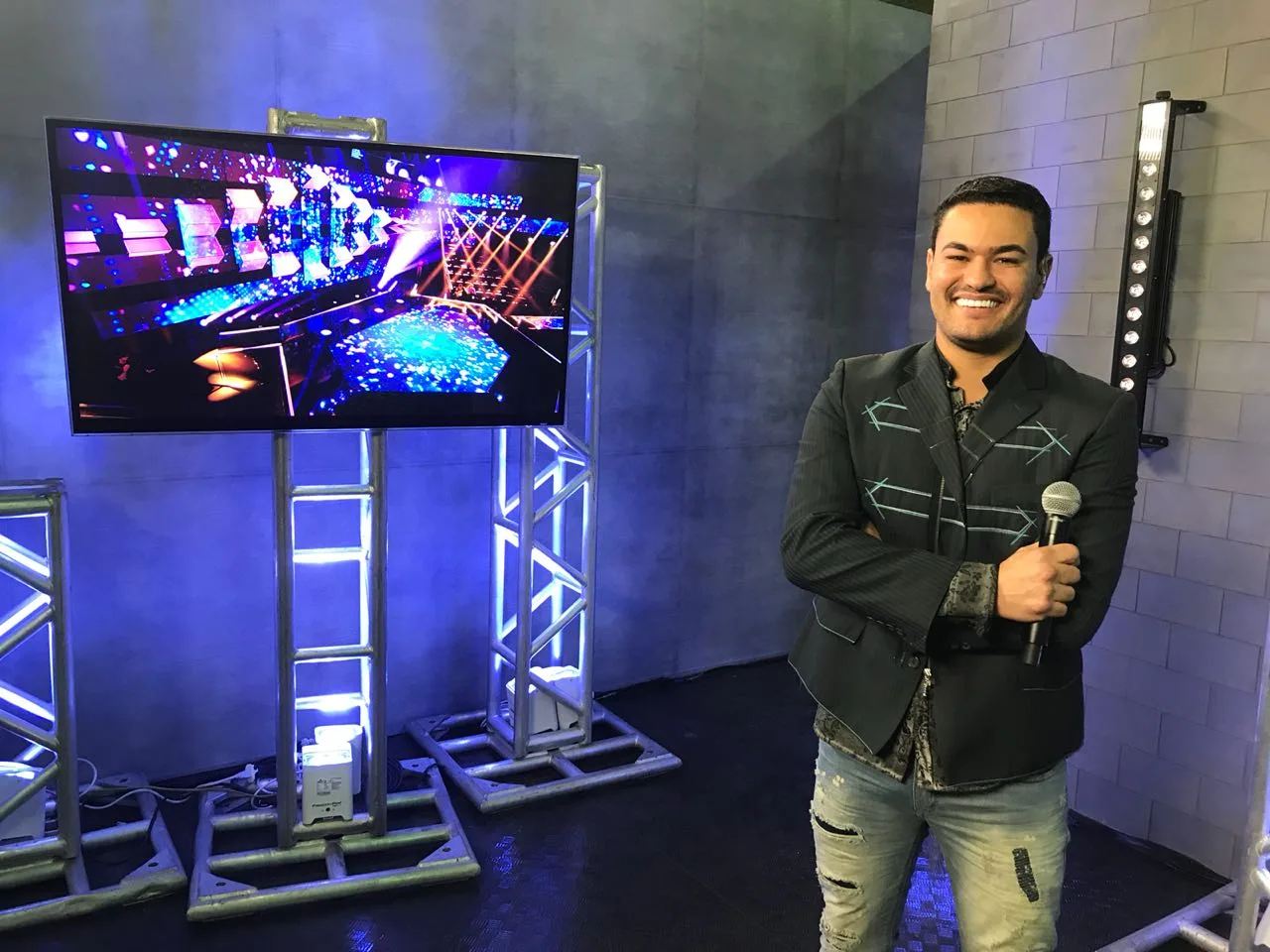 Capixaba participa de estreia do novo programa da Record TV