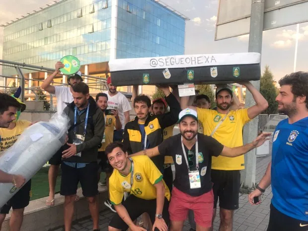 Marcelo ganha colchão especial de torcedores brasileiros para garantir presença contra a Bélgica