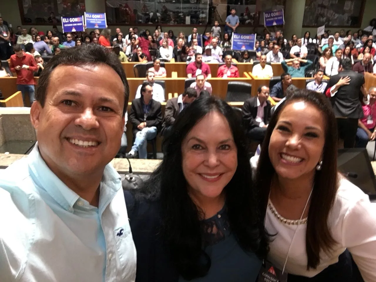 Neucimar e Rose marcam presença na convenção do PMN