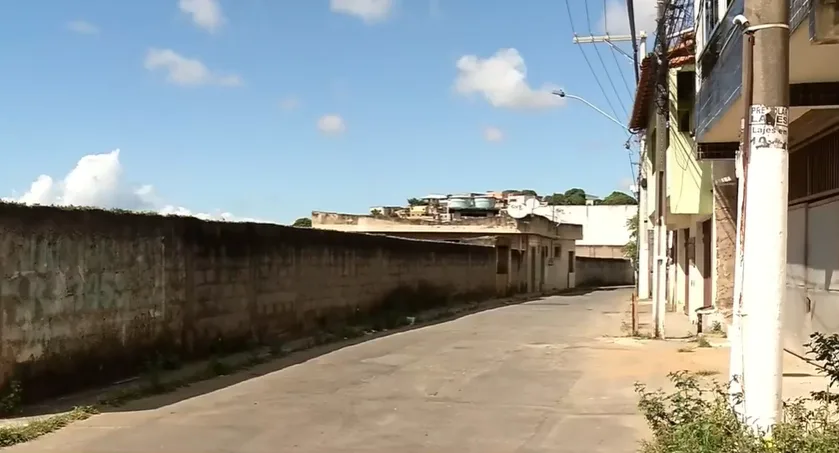 Homem armado aborda mulher em Vila Garrido; vítima conseguiu fugir após ter bolsa roubada