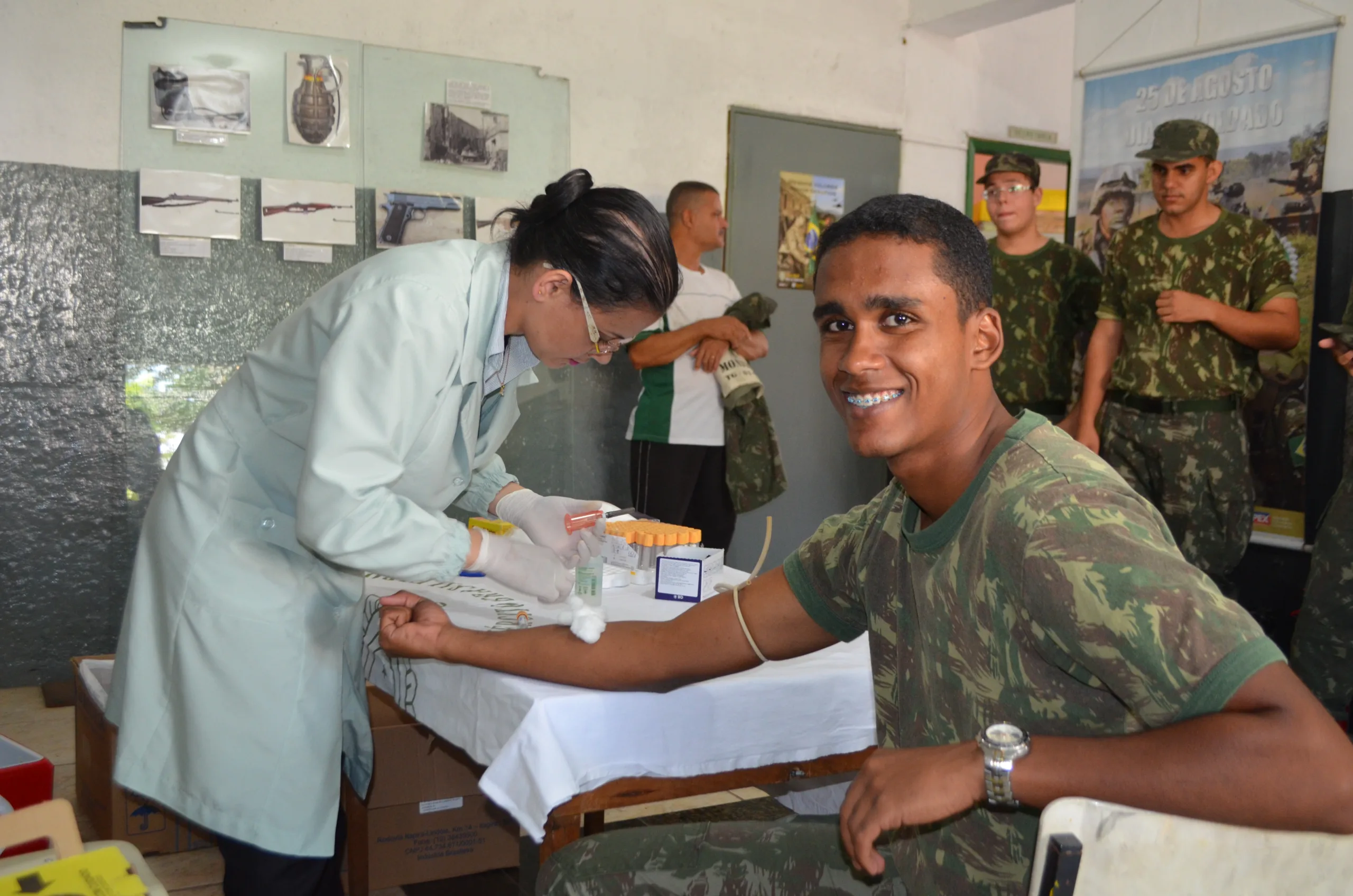 Comando do Tiro de Guerra de Cachoeiro participa de ação para desenvolver vacina antidengue