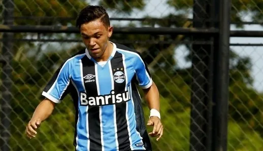 Presidente do Grêmio fala sobre futuro de Renato e nega saída imediata de Pepê