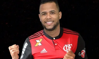 Flamengo oficializa contratação do atacante Geuvânio