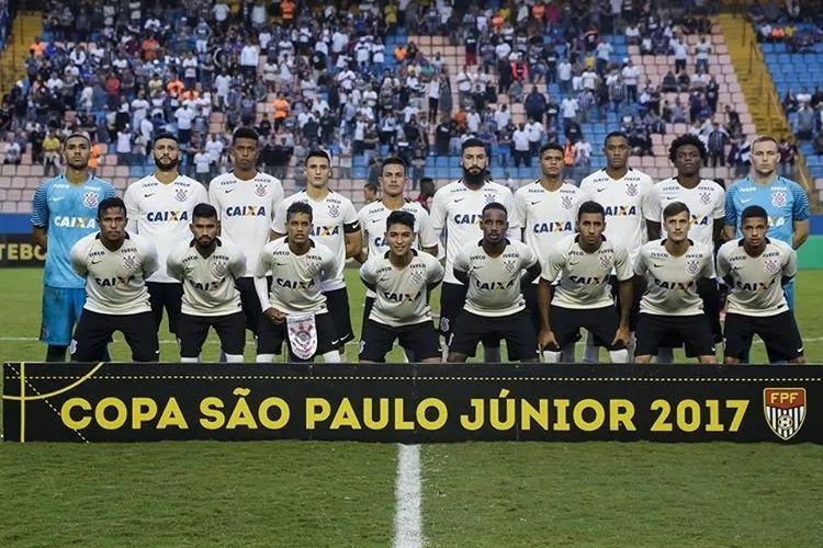 Corinthians busca 10ª taça da Copa São Paulo em final surpreendente com Batatais