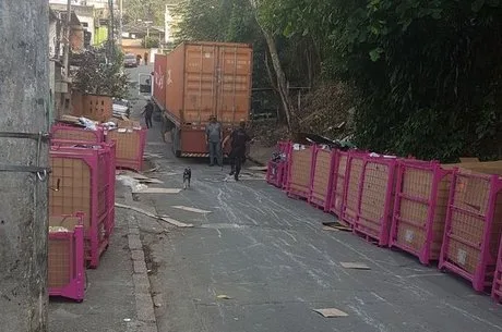 Polícia encontra motorista levado por criminosos na avenida Brasil