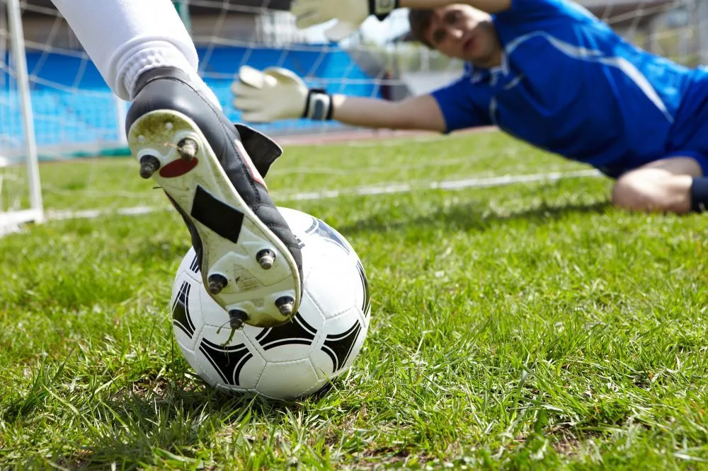 Prefeitura de Florianópolis veta treinos de futebol e contraria decreto estadual