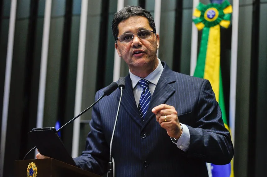 Senador capixaba defende desembarque do PSDB do governo Temer