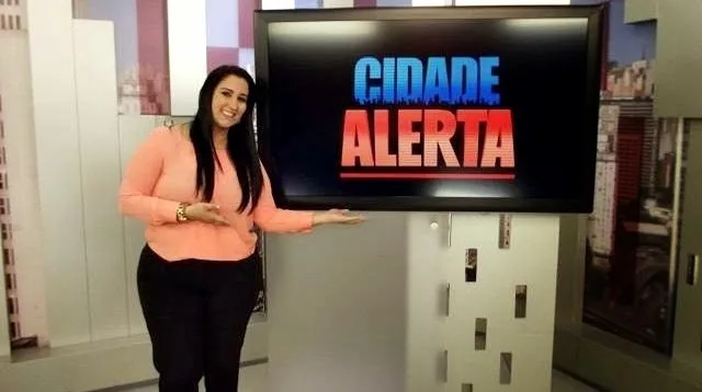 Sucesso na Record, Fabíola Gadelha ganha um novo contrato com novo salário