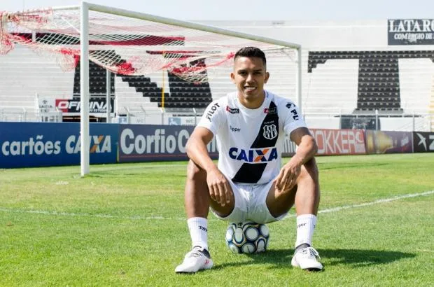 Cria do Santos, jogador Igor Vinícius vira titular e evolui no São Paulo