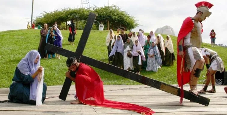 Paixão de Cristo será encenada em vários municípios capixabas. Confira os locais!