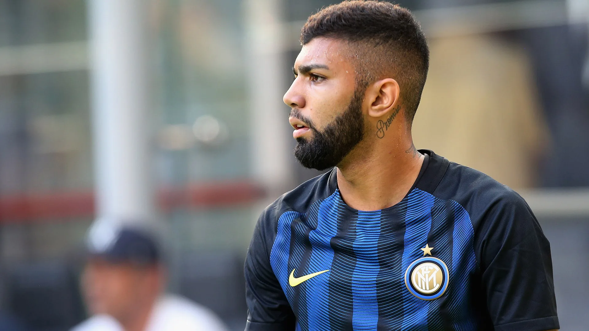 MILAN, ITALY – SEPTEMBER 25: Gabriel Barbosa of Inter during the Serie A match between FC Internazionale and Bologna FC at Stadio Giuseppe Meazza on September 25, 2016 in Milan, Italy. (Photo by Maurizio Lagana/Getty Images)