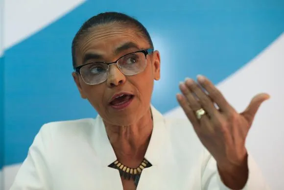 Marina Silva diz que 'decisões equivocadas' levaram à crise