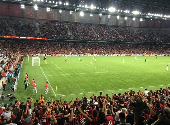 Autuori cobra atenção e lamenta tropeço do Atlético-PR em 'jogo ganho'