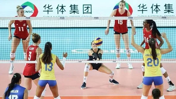 Brasil cai para dominicanas e disputará 3º lugar na Copa Pan-Americana de Vôlei