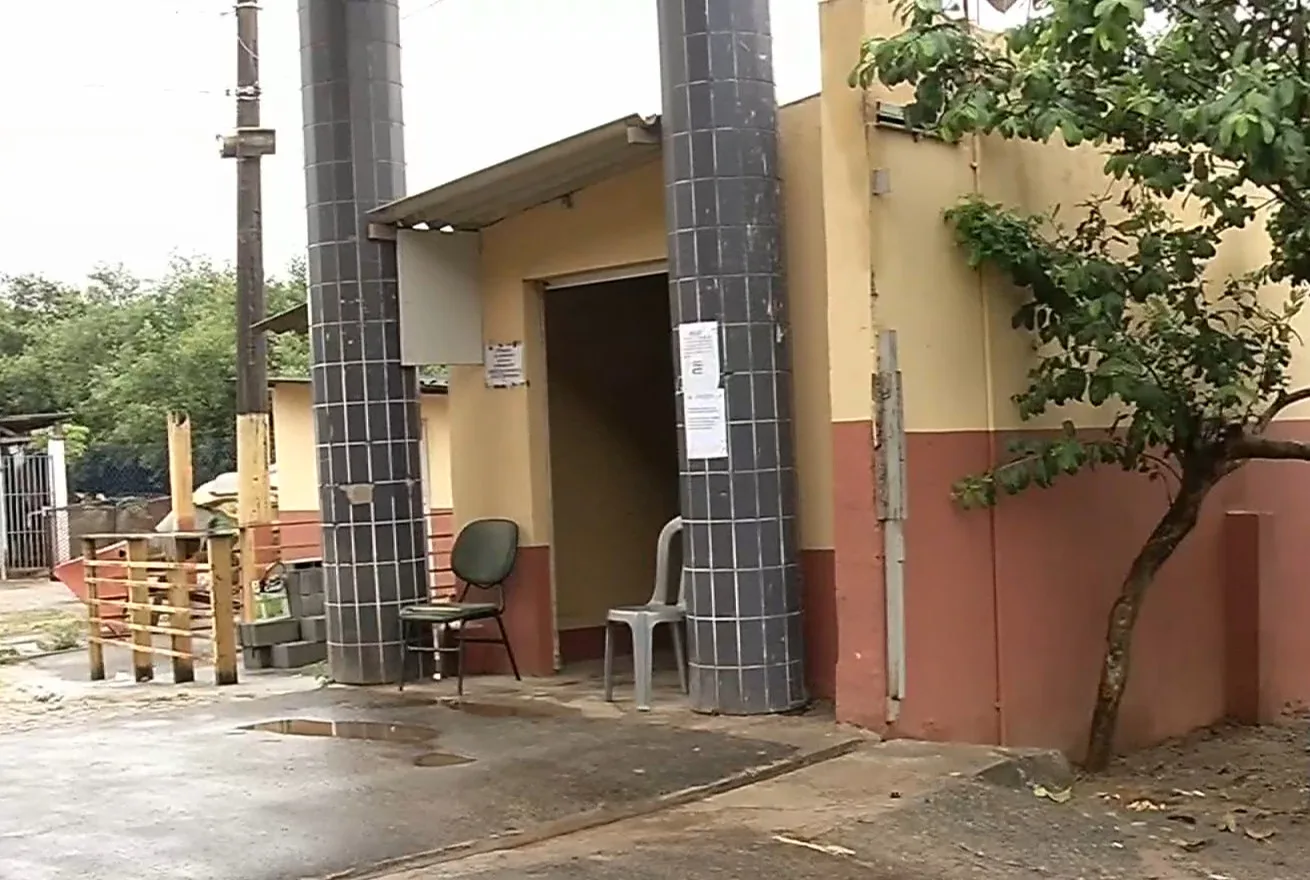 Mulher usa criança para tentar entrar com drogas e celulares em presídio de Vila Velha