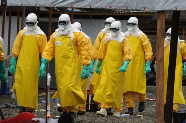 Health care workers, wearing a protective suits, leave a high-risk area at the French NGO Medecins Sans Frontieres (Doctors without borders) Elwa hospital on August 30, 2014 in Monrovia. Liberia has been hardest-hit by the Ebola virus raging through west Africa, with 624 deaths and 1,082 cases since the start of the year. AFP PHOTO […]