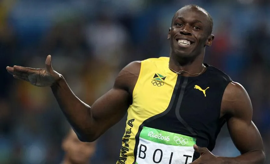 Usain Bolt faz história com tricampeonato nos 100 metros rasos