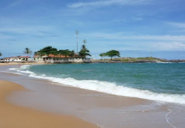 Vai passar o Carnaval em Guarapari? Veja quais praias estão próprias para banho!