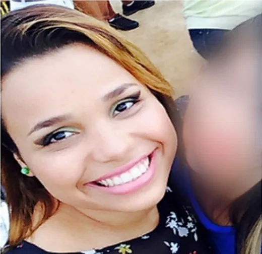 Jovem morta após cair do Transcol é enterrada em Minas Gerais