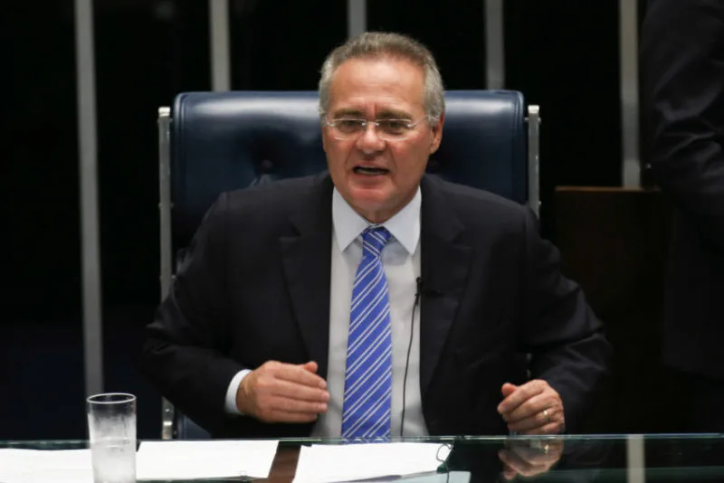 Brasília – O presidente do Senado, Renan Calheiros, fala sobre a votação de duas MPs que vencem esta semana: a MP 728/16, que recria o Ministério da Cultura, e a MP 729/16, que libera crédito para o Fundeb (Fabio Rodrigues Pozzebom/Agência Brasil)