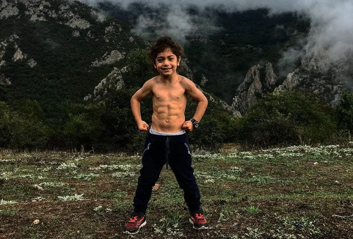 Super forte! Pai cria menino de 5 anos para ser o novo Cristiano Ronaldo