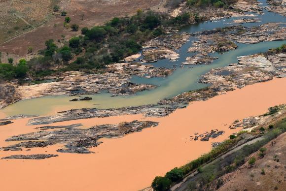 Governos e Samarco firmam acordo para recuperação da Bacia do Rio Doce nesta quarta