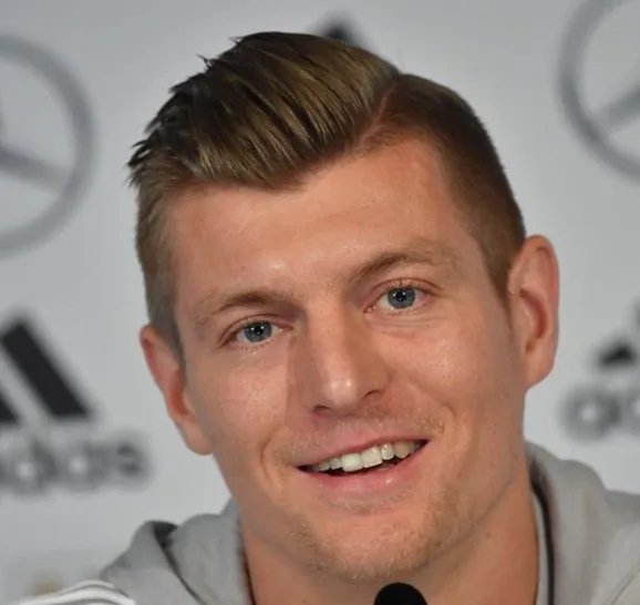 Kroos prevê mata-mata mais duro para Real em reencontro: 'Bayern melhorou muito'