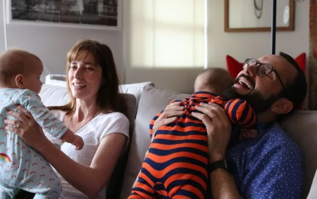 Licença-paternidade estendida favorece vínculo com filho