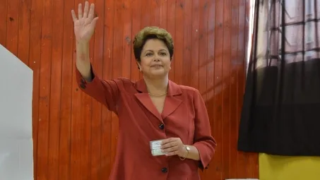 Dilma viaja para período de descanso em base naval na Bahia