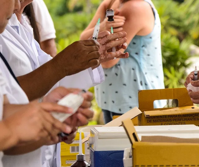 Veja quais os locais para se vacinar no próximo sábado na Serra