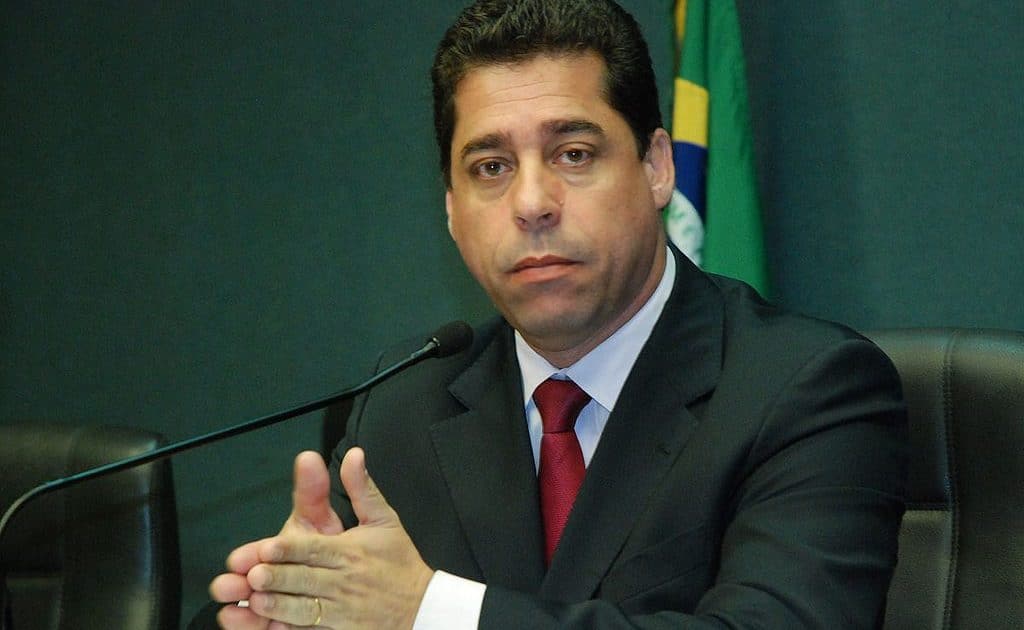 Impasse entre Marcelo Santos e PDT vai para o TSE