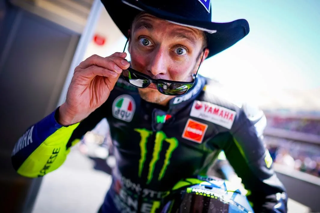 Valentino Rossi quer seguir na MotoGP em 2021: 'Espero continuar correndo'