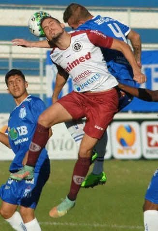 Rael assume responsabilidade por gol perdido em derrota da Desportiva na Série D