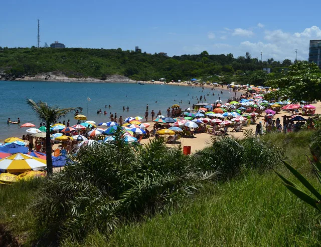 Justiça suspende obras de condomínio de luxo em praia de Guarapari