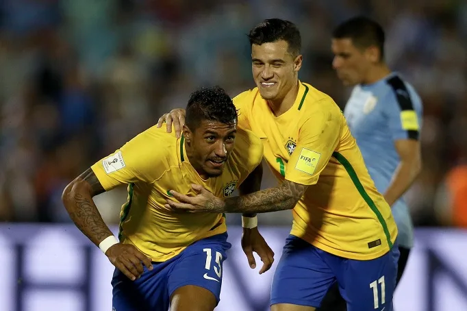 Brasil vence Uruguai de virada e já tem um pé na Copa do Mundo