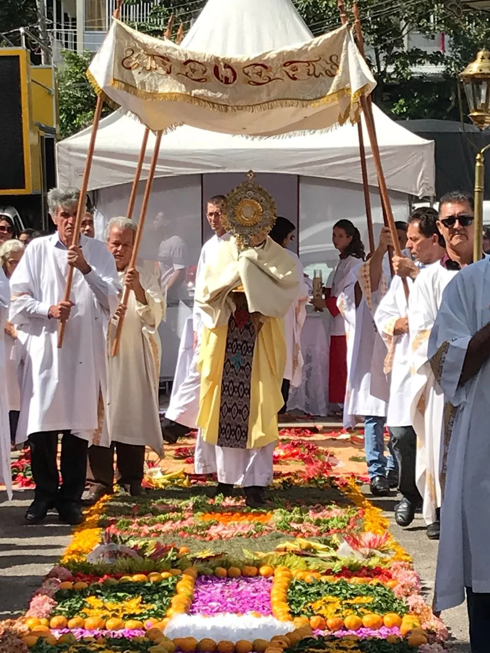 Festa de Corpus Christi em Domingos Martins tem atenções voltadas para a situação da saúde na região