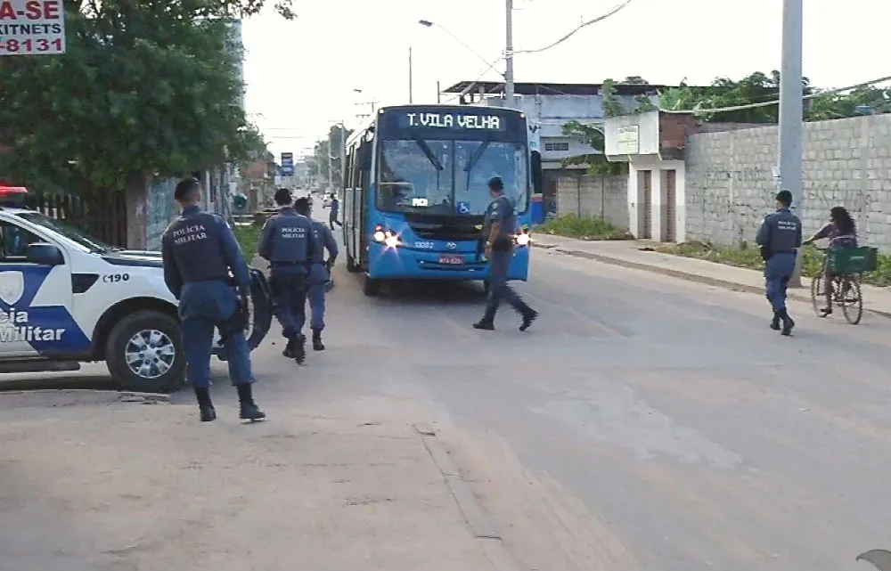 Em busca de assassinos de jovem, polícia reforça o efetivo em Morada da Barra