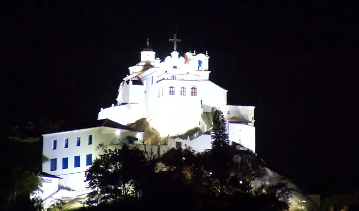 Nova iluminação do Convento da Penha gera economia no consumo de energia