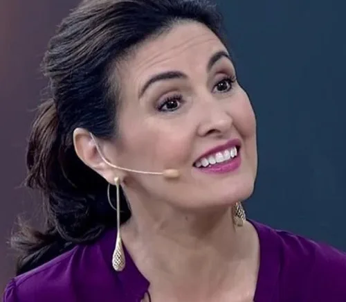 Fátima Bernardes canta 'Evidências' ao lado de Chitãozinho e Xororó