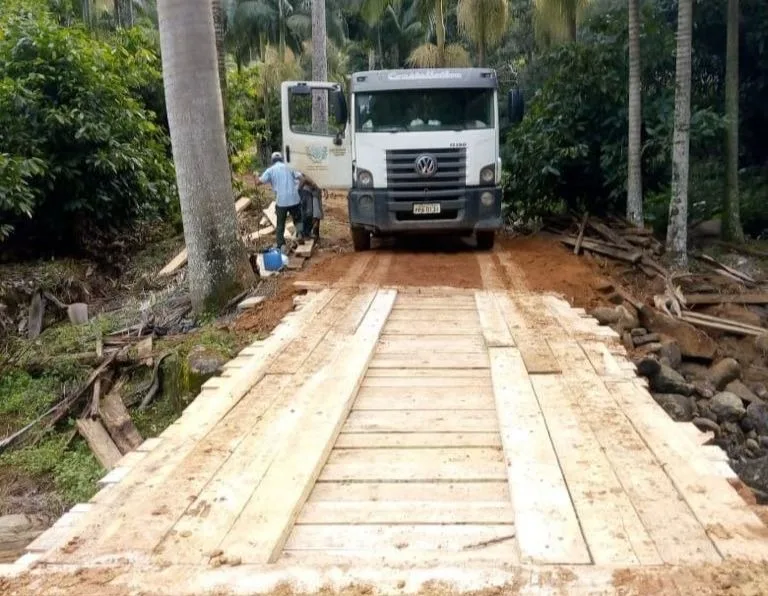 Pontes são reconstruídas no interior de Cachoeiro