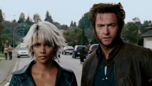 Halle Berry faz revelação surpreendente sobre a relação de Tempestade e Wolverine nos filmes de X-Men