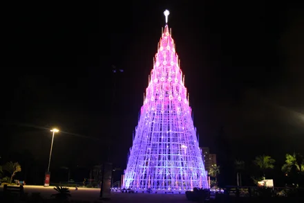 Maior árvore de Natal do Espírito Santo pode ser visitada até 05 de janeiro