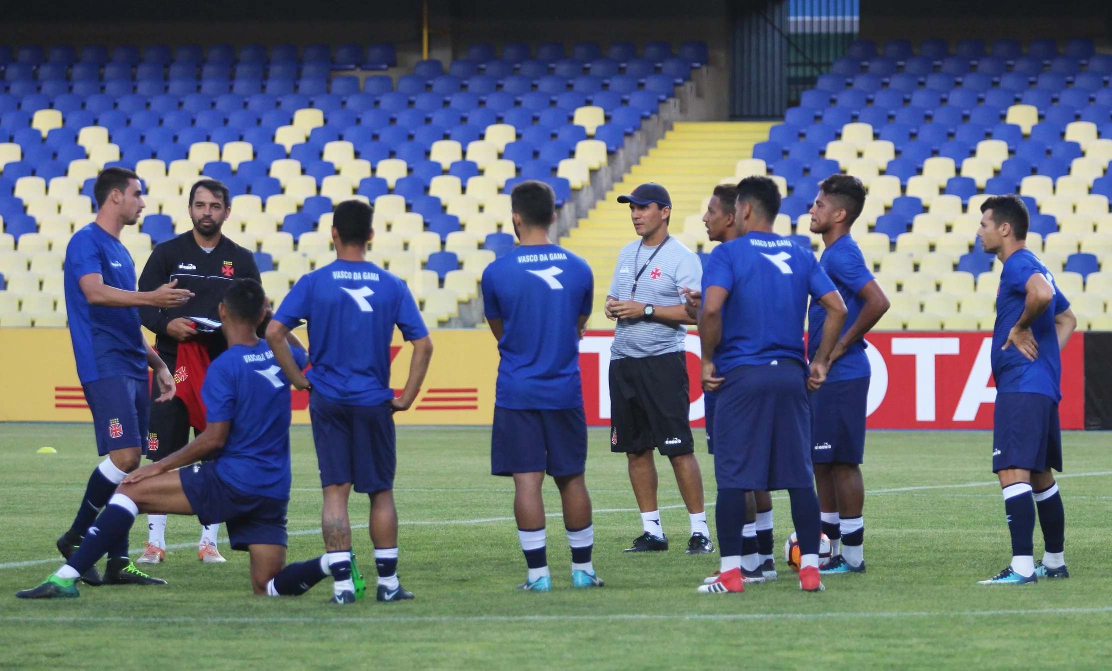 No Chile, Vasco entra em campo pela Copa Libertadores após seis anos de ausência