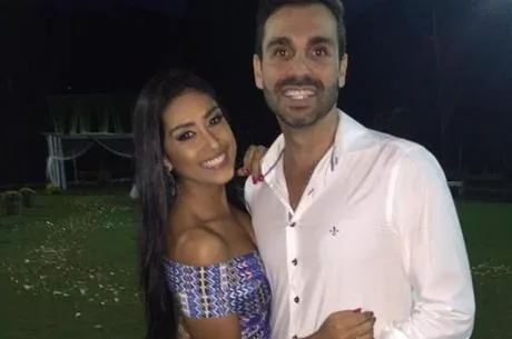 Ex-BBB Amanda brinca com affair nas redes sociais