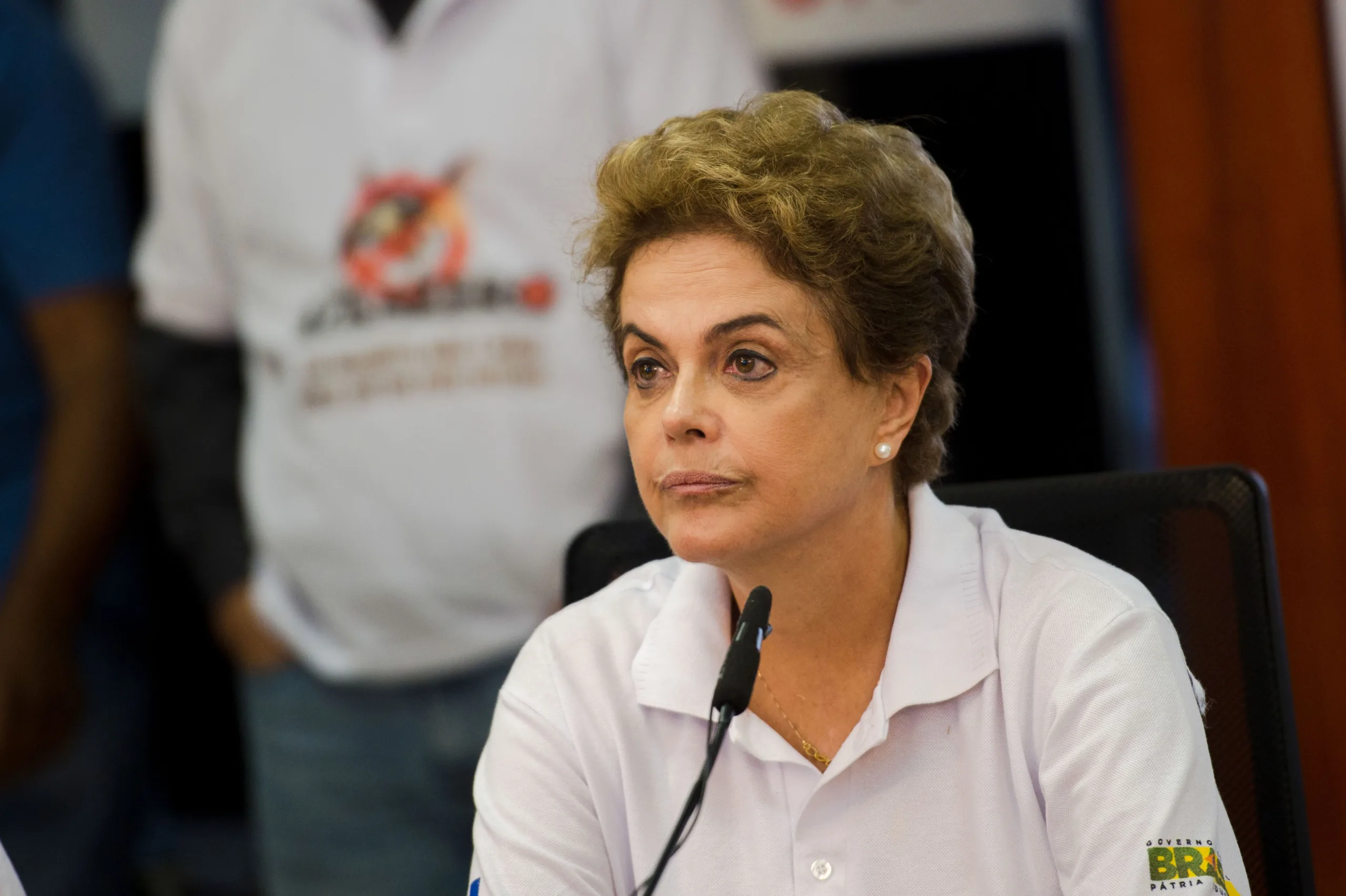 Brasília – A Presidenta Dilma Rousseff acompanha o Dia de Mobilização Nacional contra o Mosquito Aedes aegypti na sala de controle do Centro Nacional de Gerenciamento de Riscos e Desastres (Marcelo Camargo/Agência Brasil)