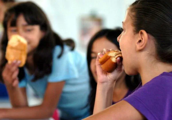 Dia Nacional de Combate ao Colesterol: alimentação rica em gordura é a principal causa de colesterol ruim na infância