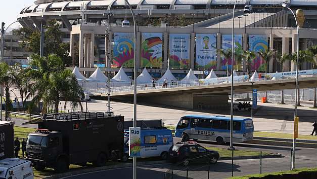 Funcionários públicos cobraram propina por contratos da Copa, diz empresa alemã